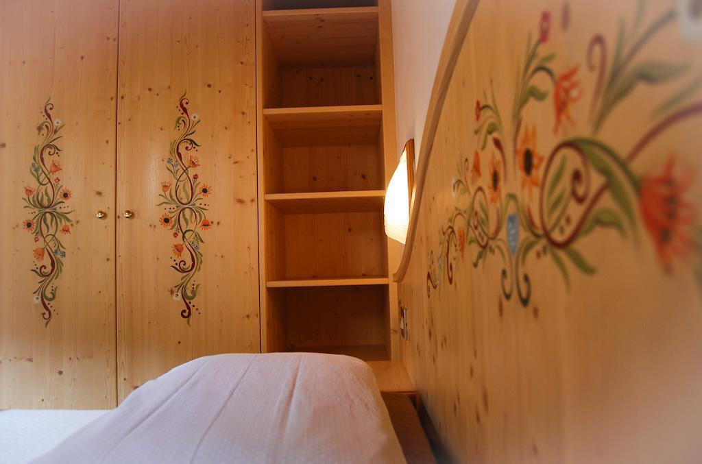 Appartamenti Cesa Maria Mountain Hospitality Canazei Pokój zdjęcie